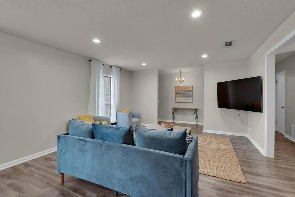 Quiet Relaxing Home - Close To Downtown & Beach 4Br-2Bt Πενσακόλα Εξωτερικό φωτογραφία